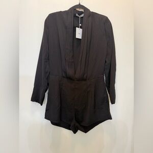 NWT Adika Black V-Neck Long‎ Sleeve Romper Size M